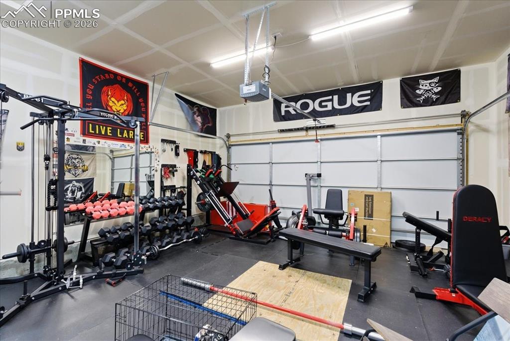 Image 34 of 35: Exercise Room