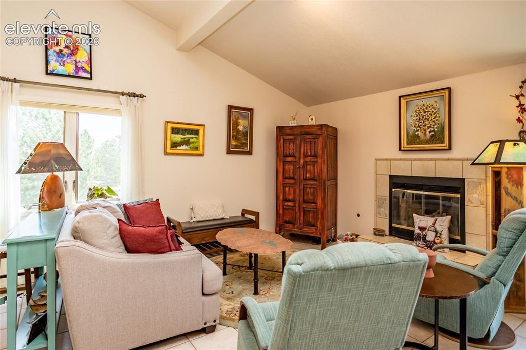 Image 11 of 50: Living Room