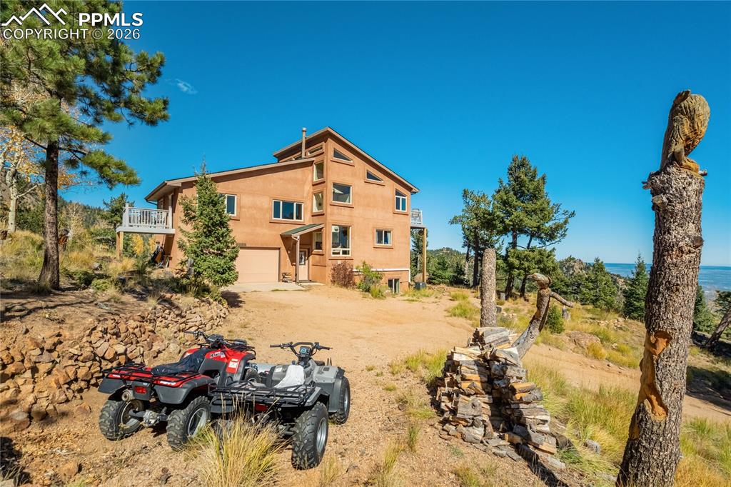 Image 42 of 43: Back of Structure