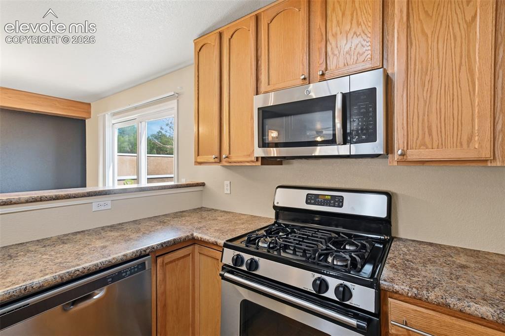 Image 10 of 48: Built In Microwave