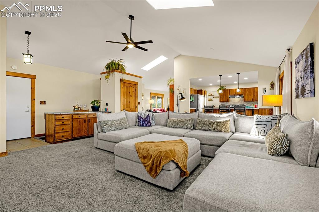 Image 13 of 40: Family Room