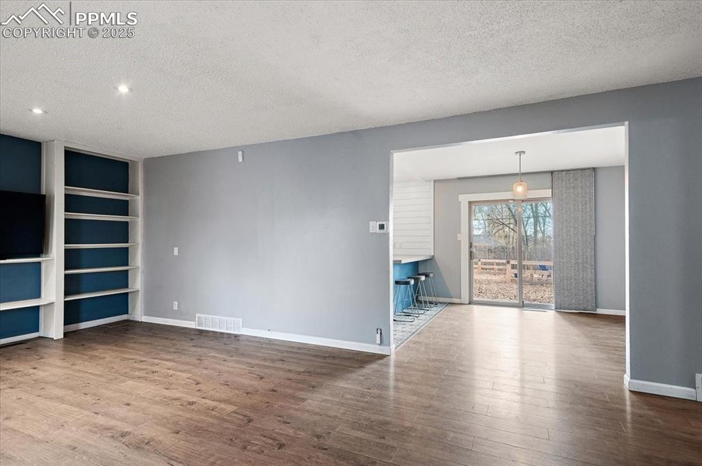 Image 7 of 32: Other