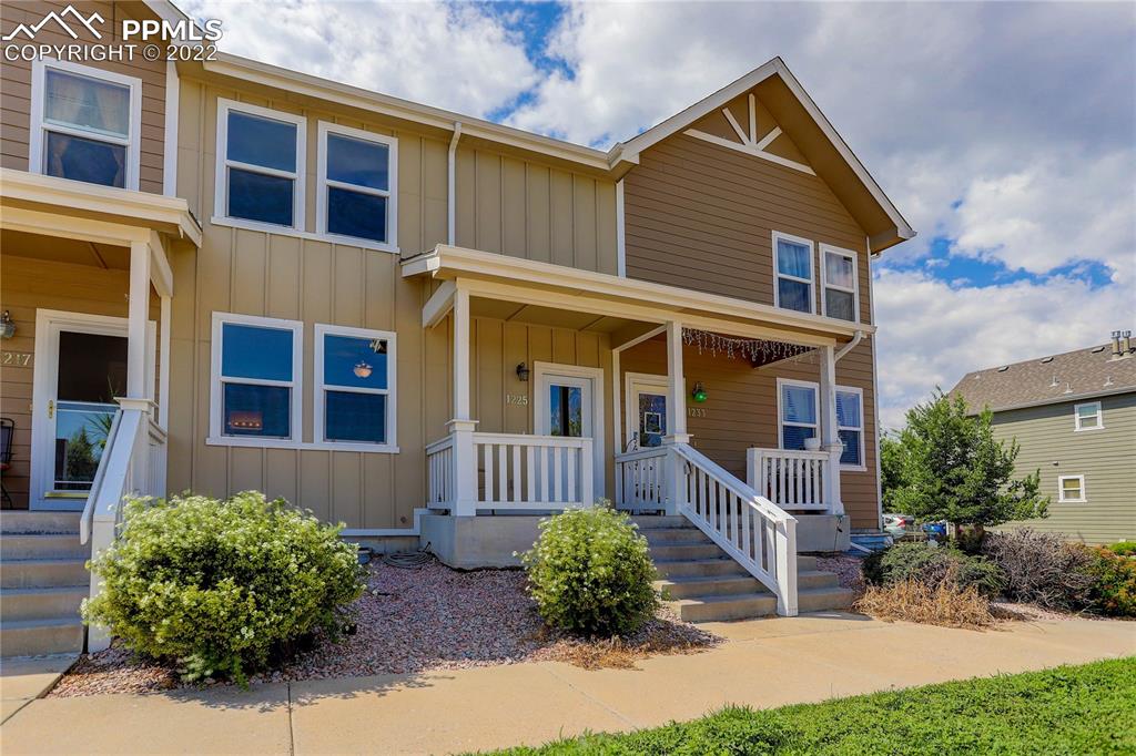 Listing 2665391, Image 2 of 33