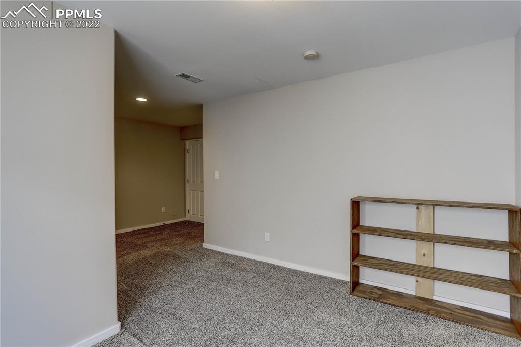 Listing 2665391, Image 25 of 33