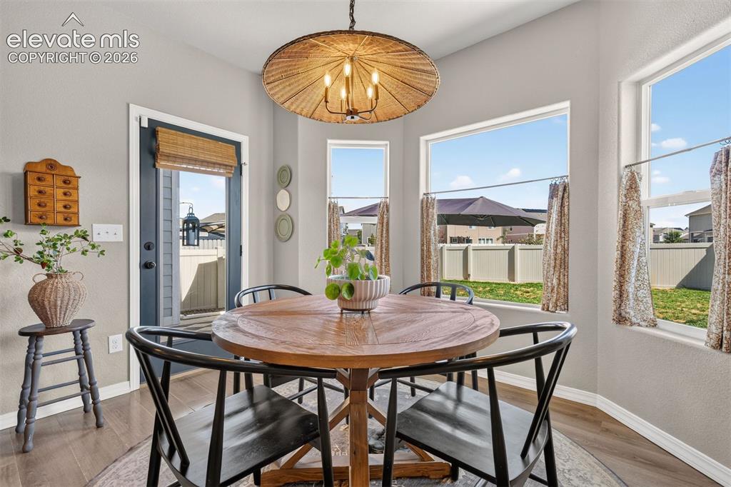 Image 2 of 30: Dining Area