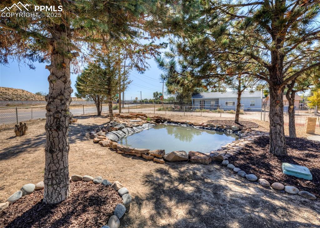 Image 33 of 35: View