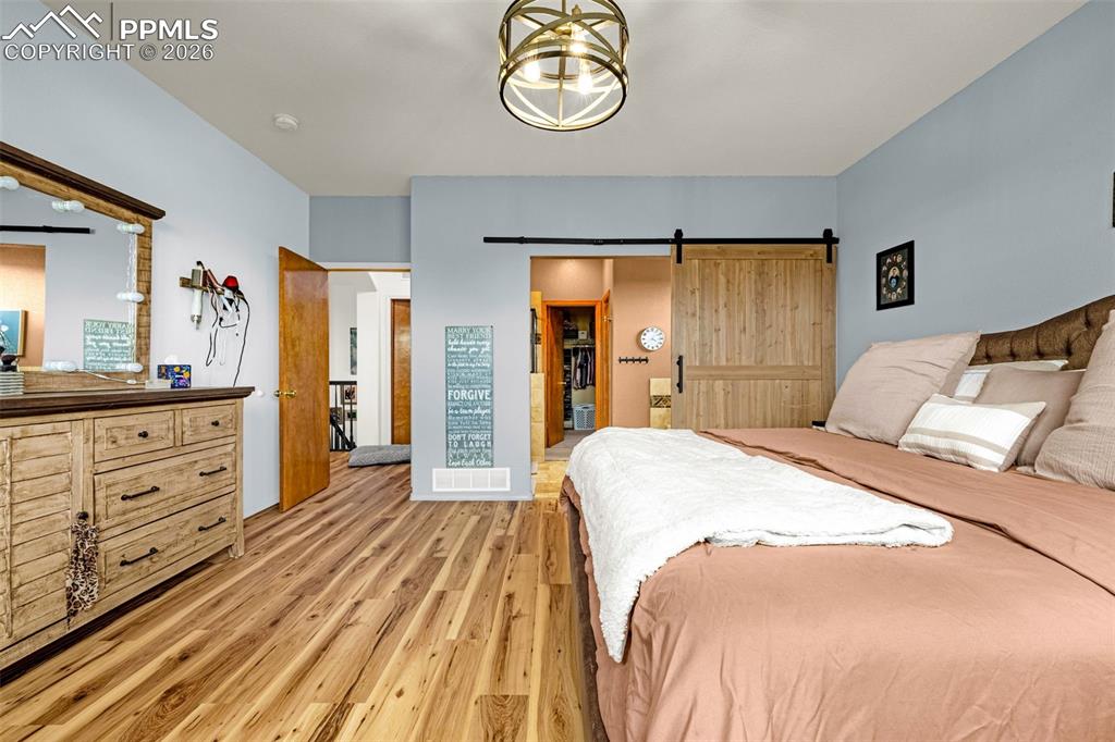 Image 16 of 44: Bedroom