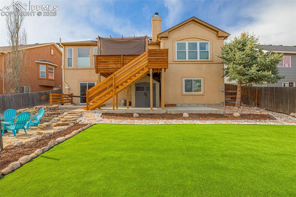 Image 31 of 44: Back of Structure