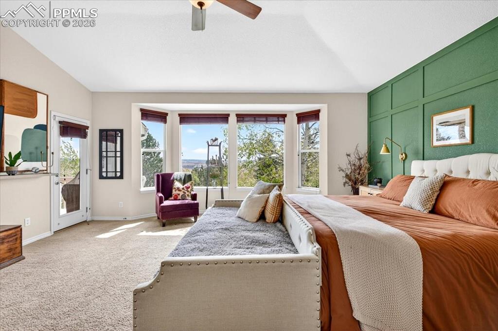 Image 19 of 50: Bedroom