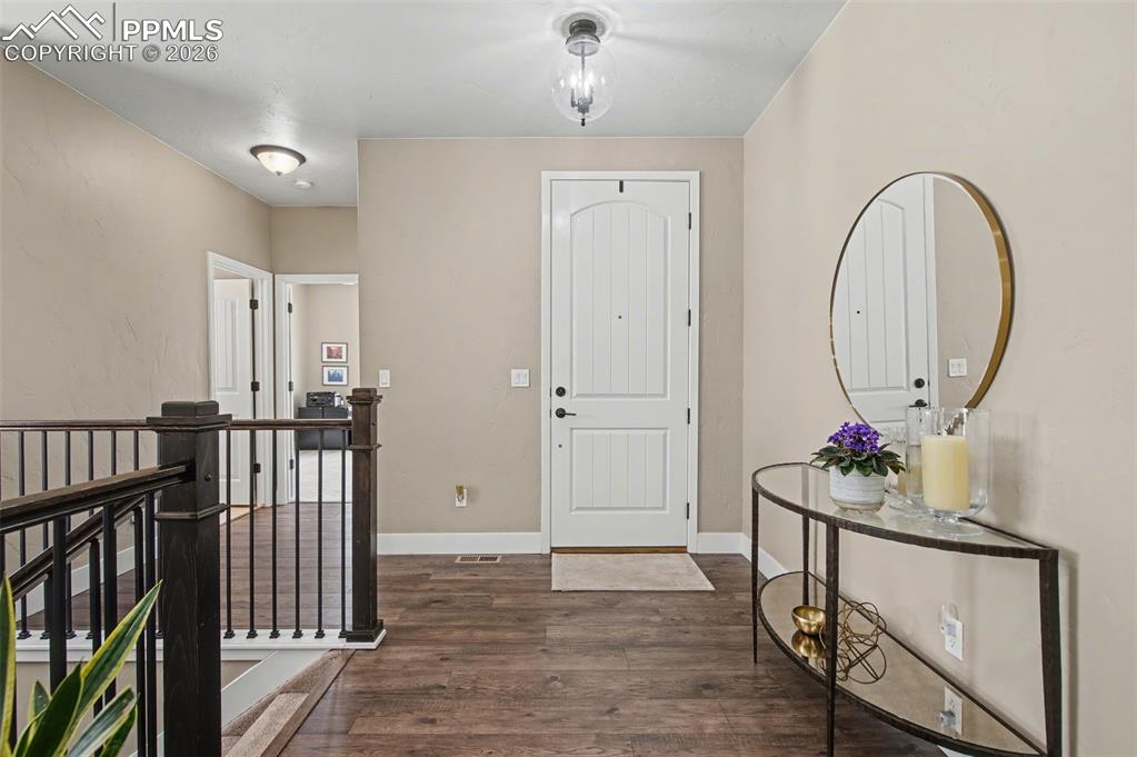 Image 10 of 44: Entry