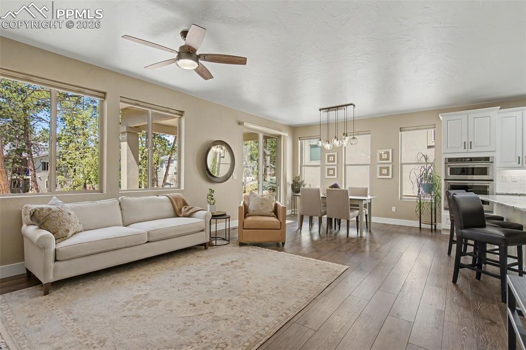 Image 13 of 44: Living Room