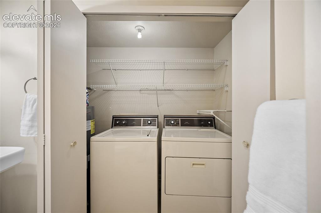 Image 24 of 42: Laundry area
