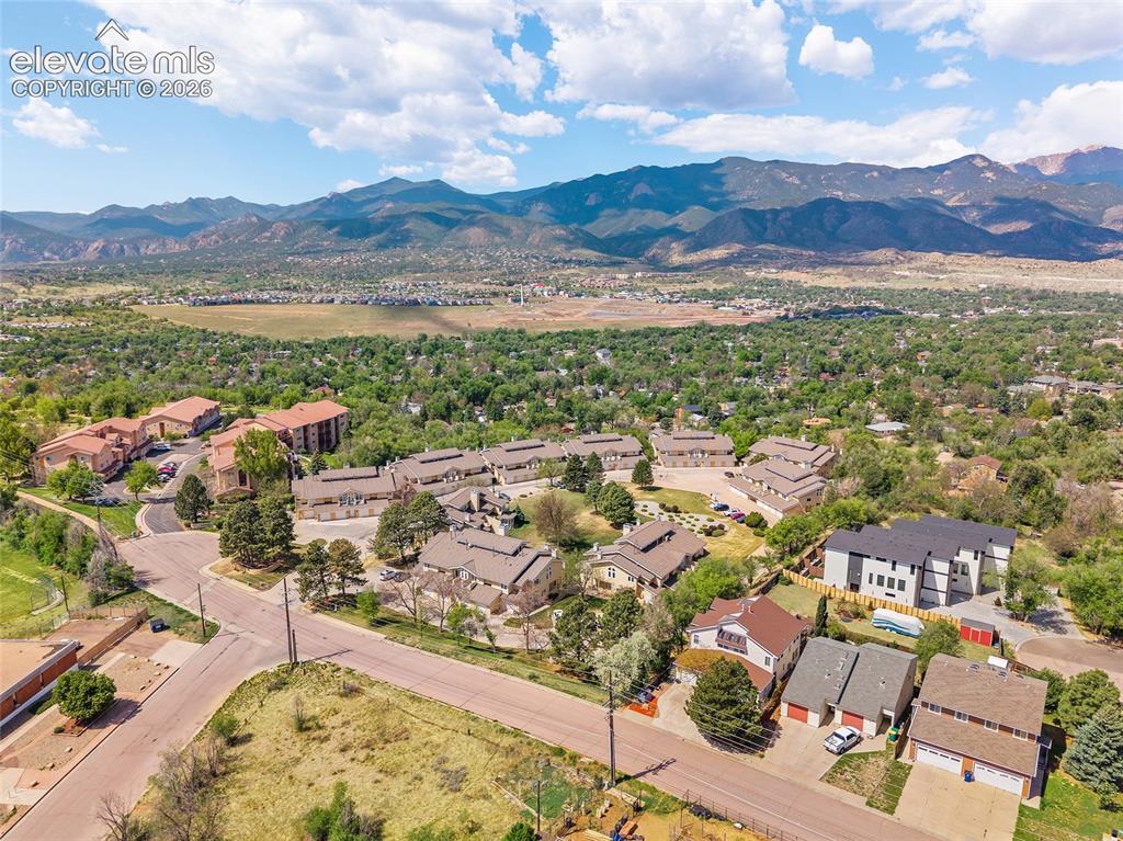 Image 39 of 42: Beautiful view of the neighborhood area 