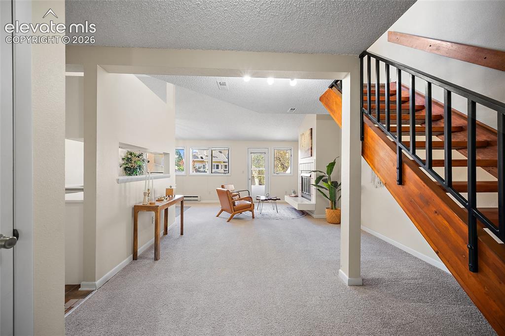 Image 4 of 42: Entry to home