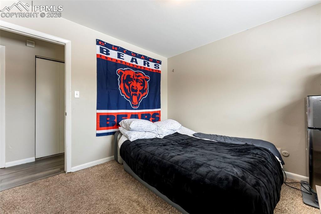 Image 12 of 27: Bedroom