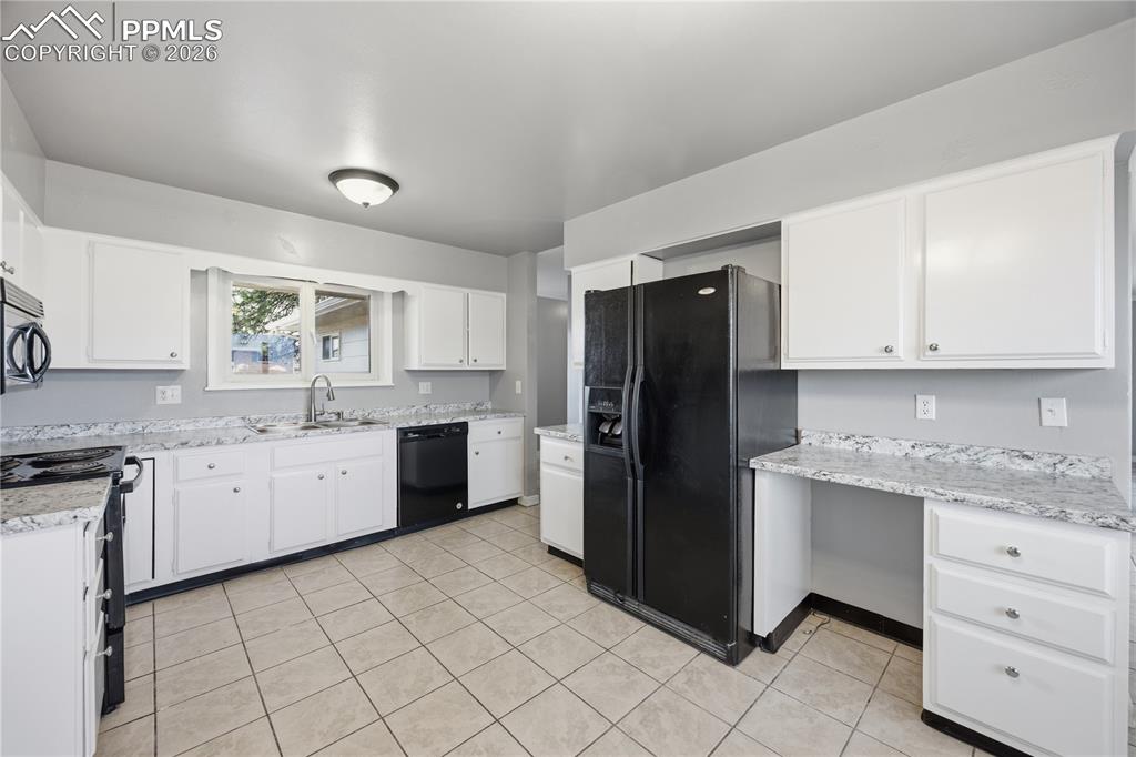 Image 14 of 39: No Description Available