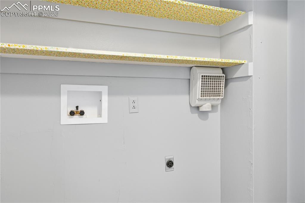 Image 31 of 39: No Description Available