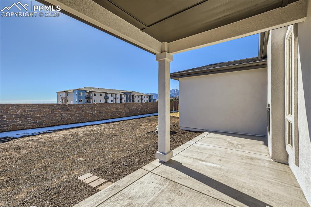 Image 30 of 44: Patio