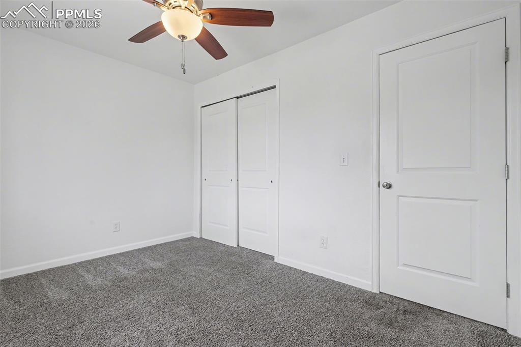 Image 16 of 37: Bedroom