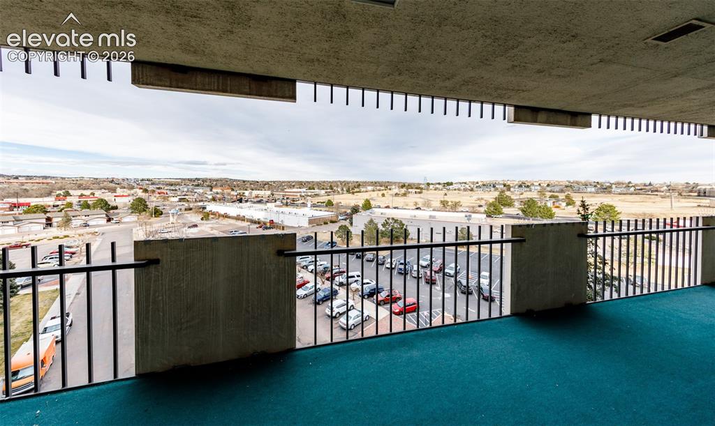 Image 20 of 20: Balcony