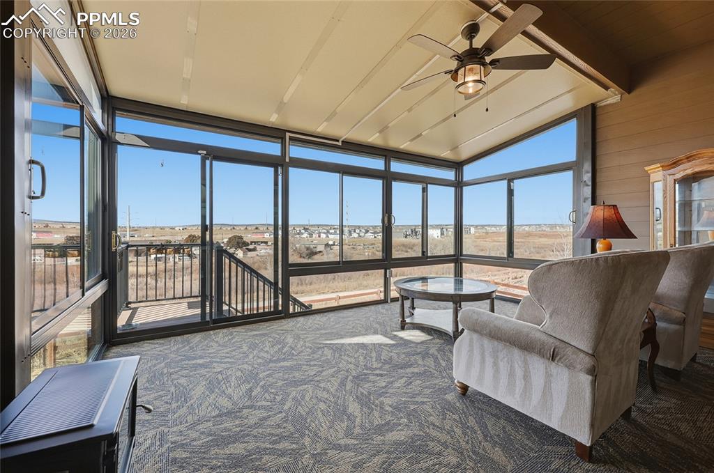 Image 38 of 50: Sun Room