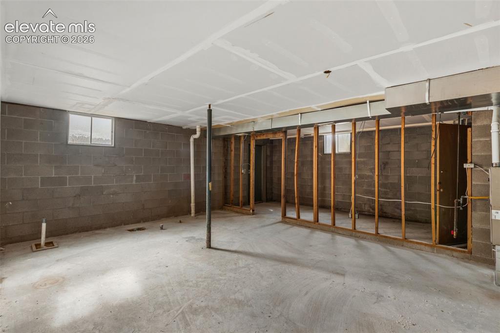 Image 25 of 32: Previous framing provides a starting point for storage, workshop space or f