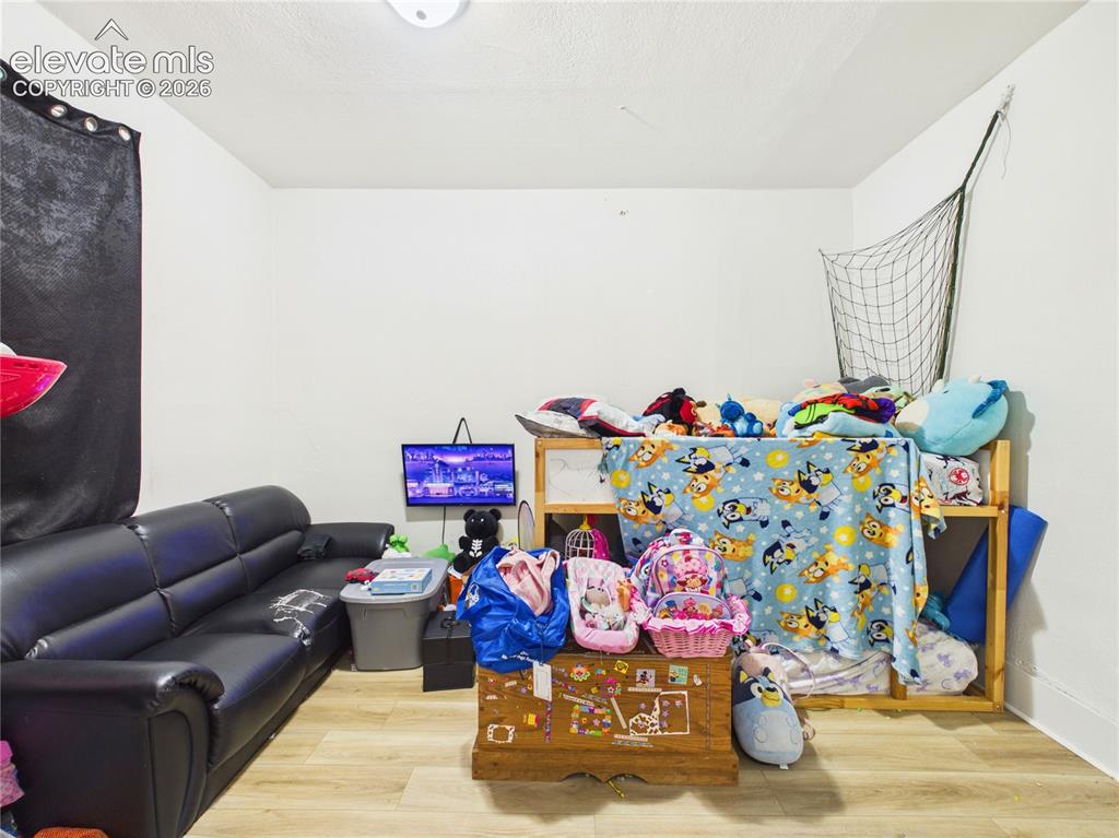 Image 12 of 22: Living Room