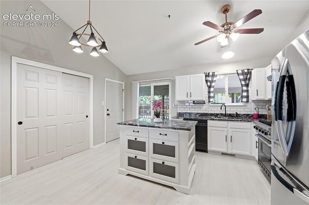 Image 12 of 48: Kitchen