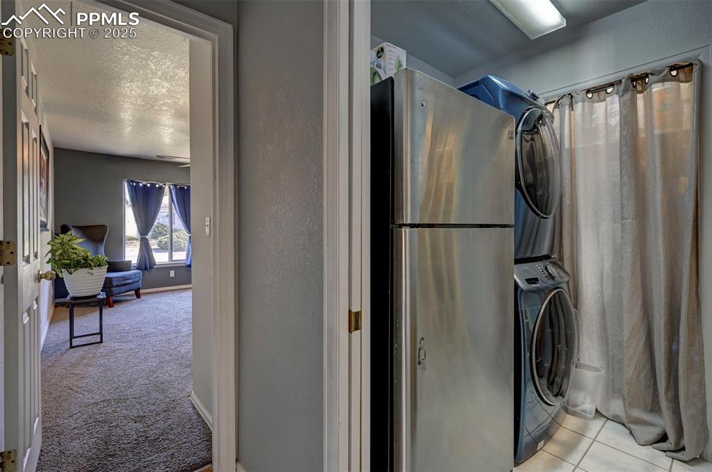 Image 25 of 47: Laundry