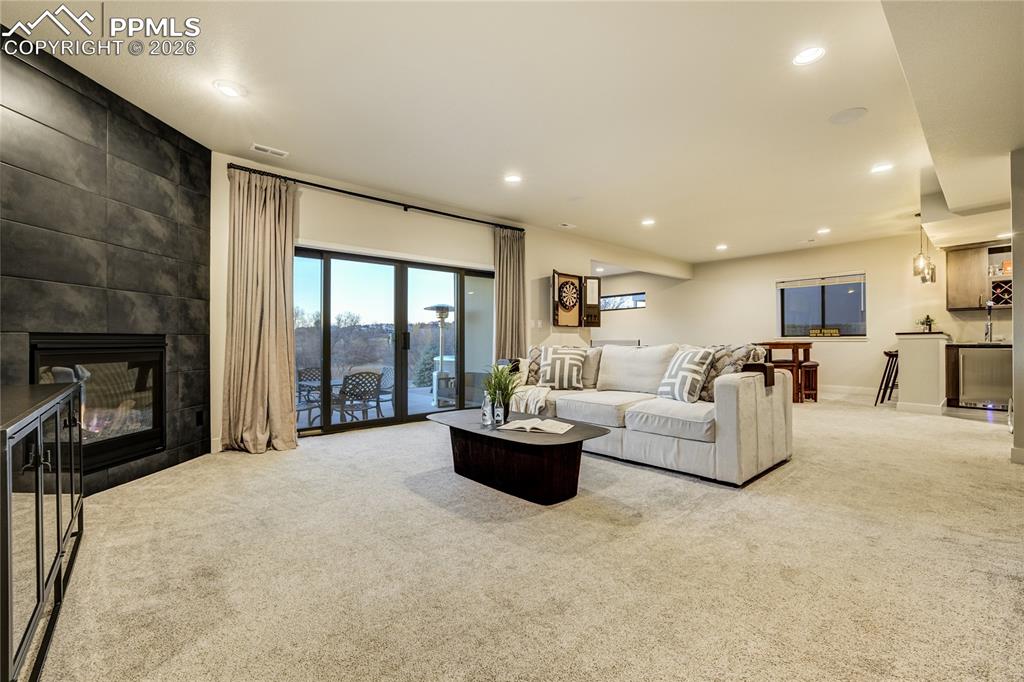 Image 28 of 50: Recreation Room