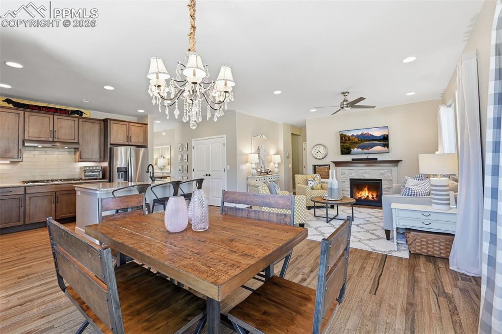 Image 10 of 40: You are going to love living here!