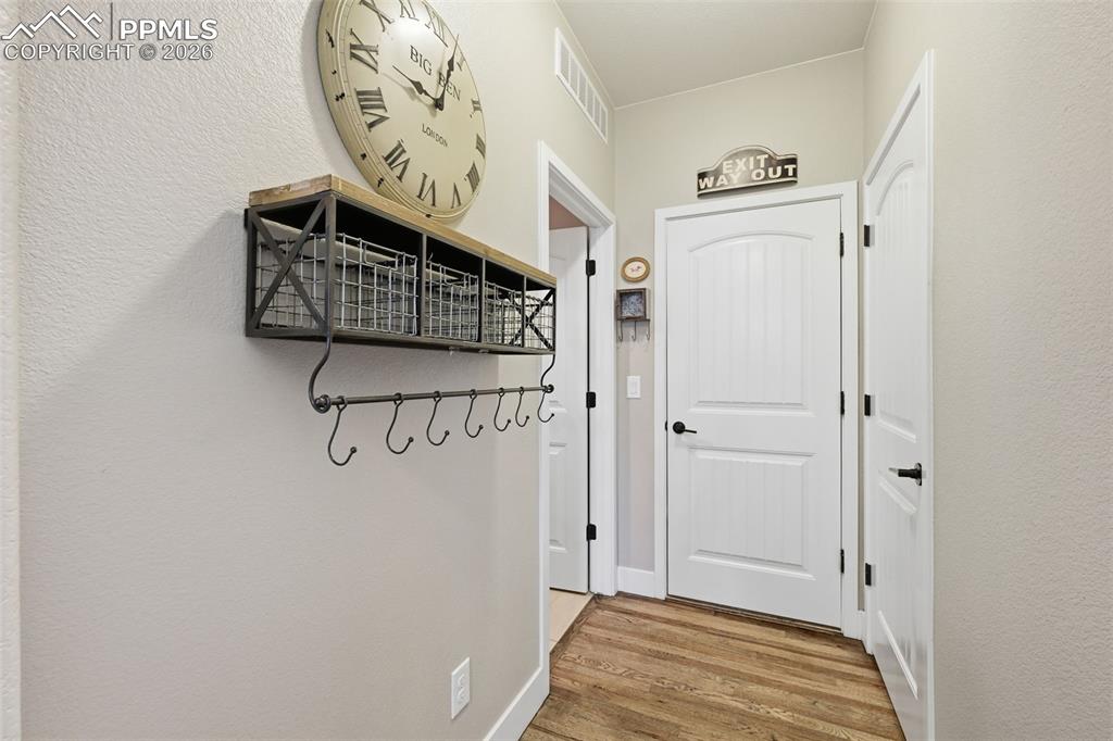 Image 21 of 40: Even the hallways are charming!