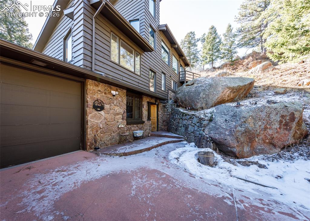 Image 2 of 48: Side of Structure