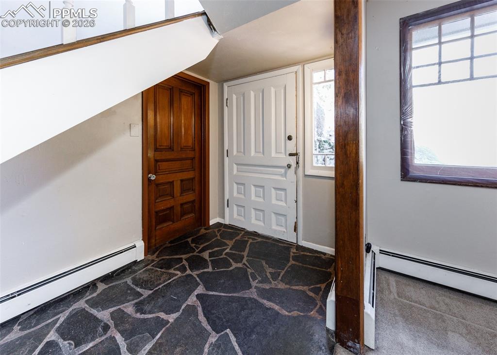 Image 3 of 48: Entry