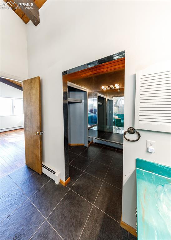 Image 42 of 48: Bathroom