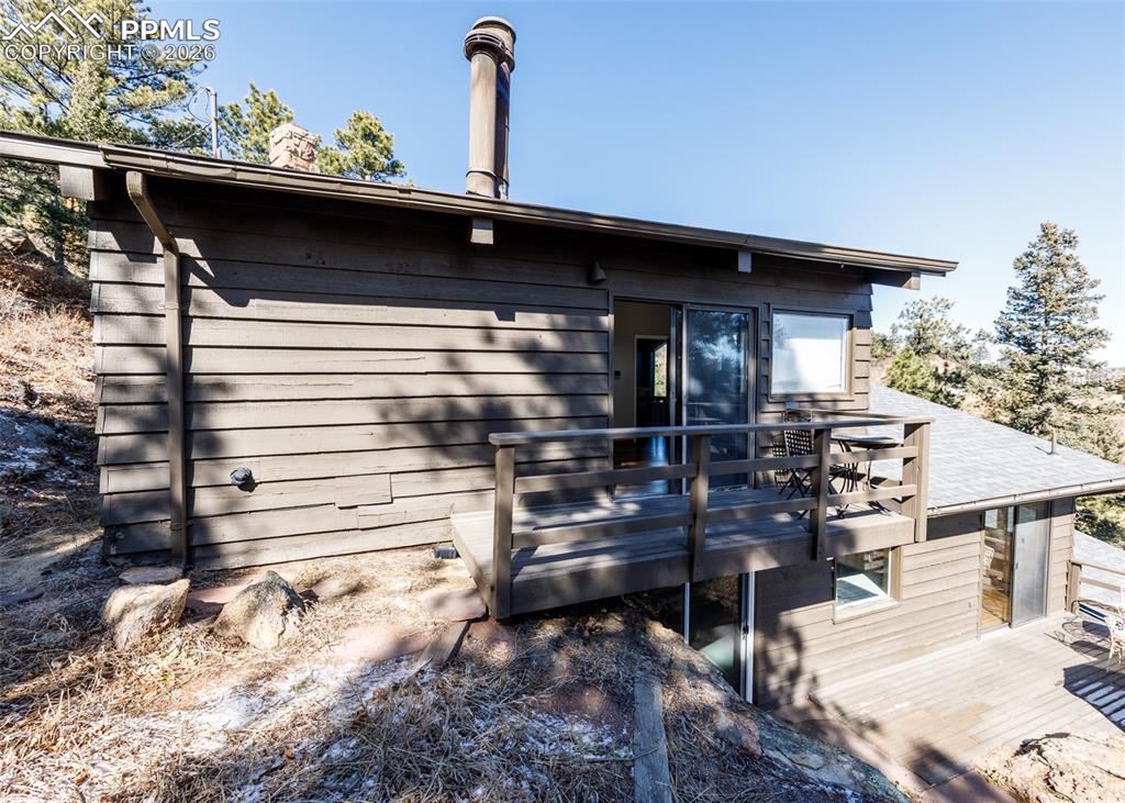 Image 48 of 48: Back of Structure