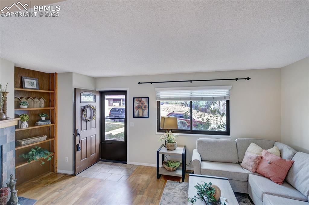 Image 10 of 29: Living Room