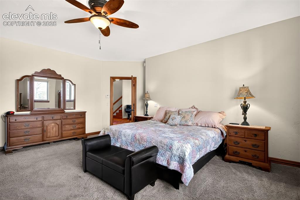 Image 10 of 48: Bedroom