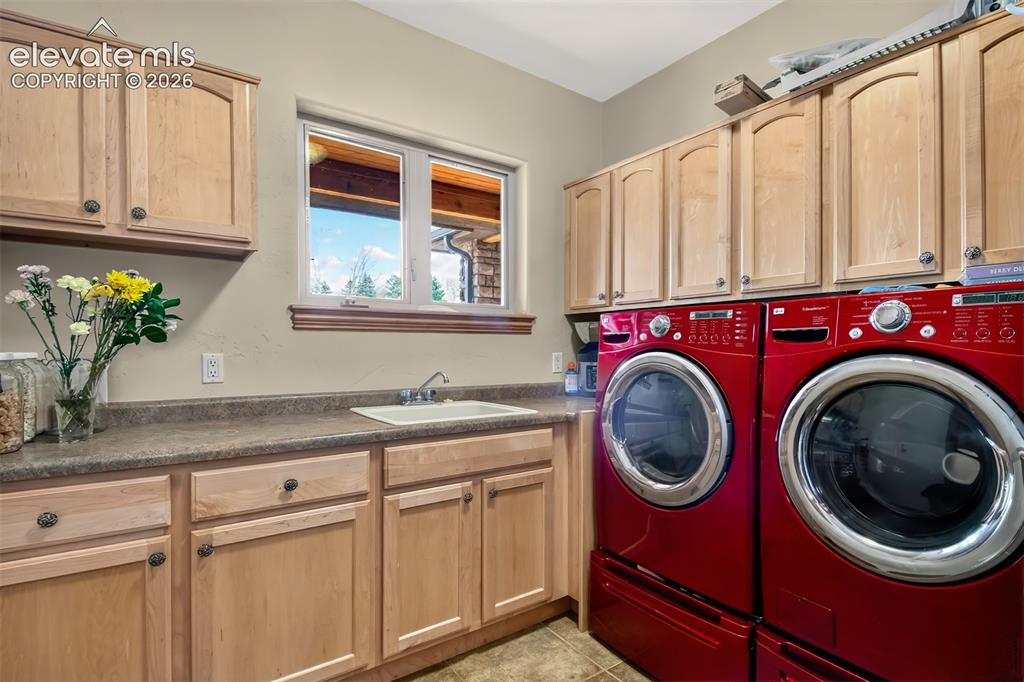 Image 15 of 48: Laundry