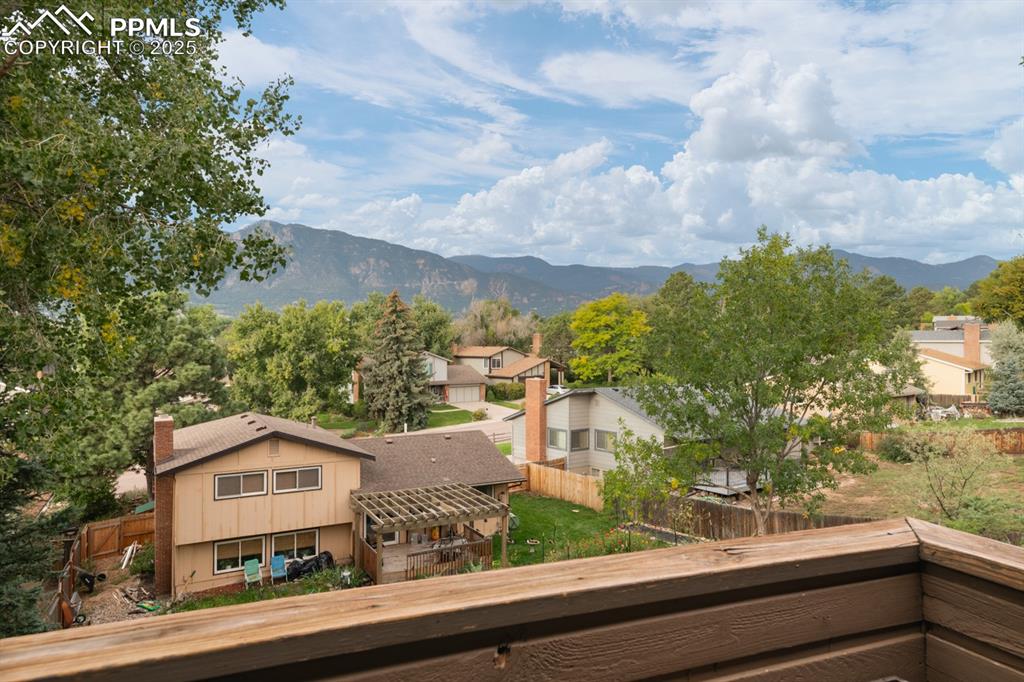 Image 26 of 30: Balcony