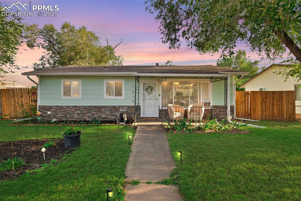 Caption: ADORABLE RANCH HOME