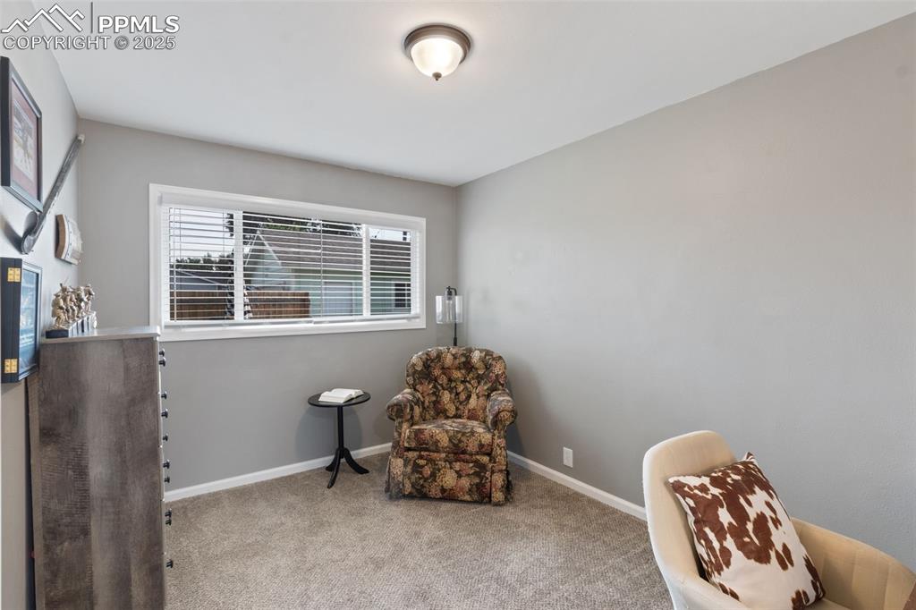 Image 19 of 34: 2ND BEDROOM WITH WINDOW TO BACKYARD