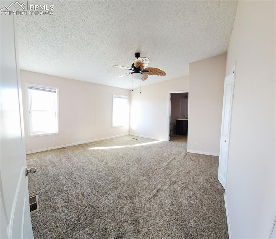 Image 10 of 23: Primary bedroom