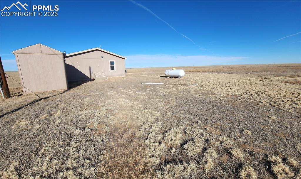 Image 23 of 23: Yard