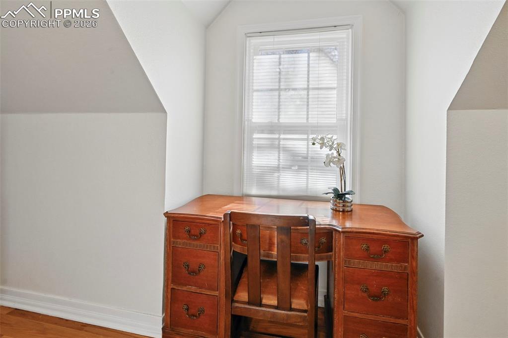 Image 25 of 48: Master Bedroom