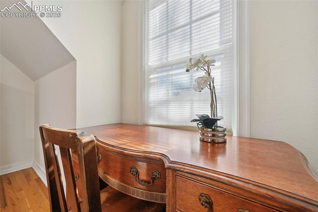 Image 26 of 48: Master Bedroom