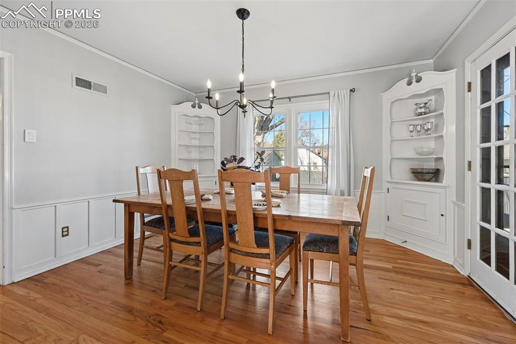 Image 6 of 48: Beautiful built-ins, original charm