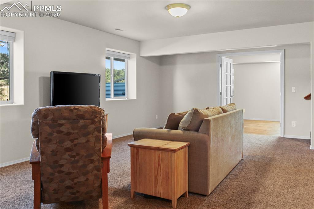 Image 15 of 34: Living Room