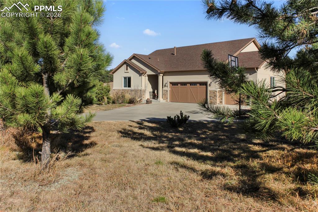 Image 34 of 34: Front of Structure