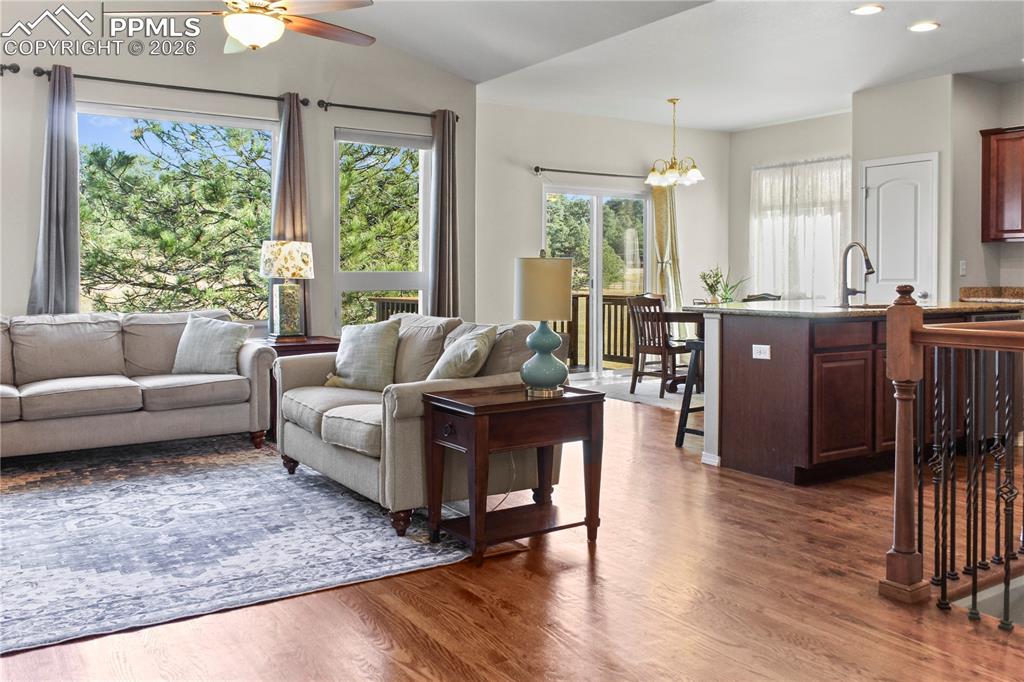 Image 5 of 34: Living Room